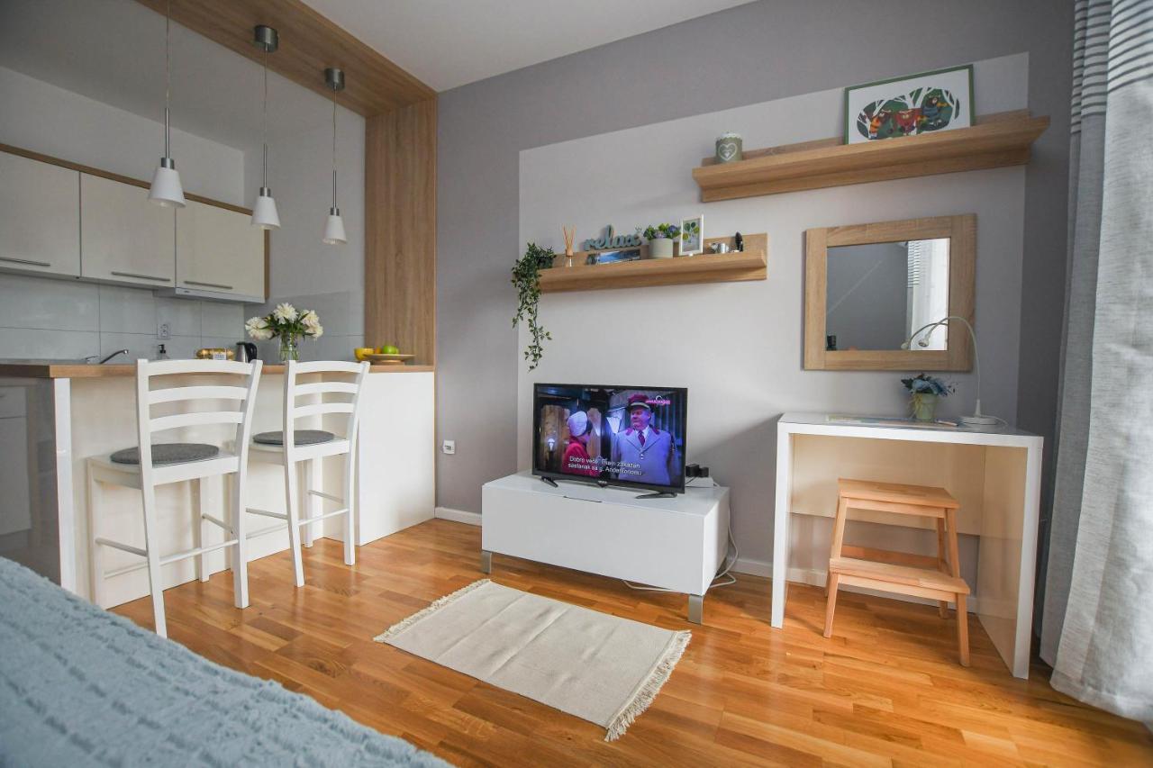Apartment Plaza Кладово Екстер'єр фото